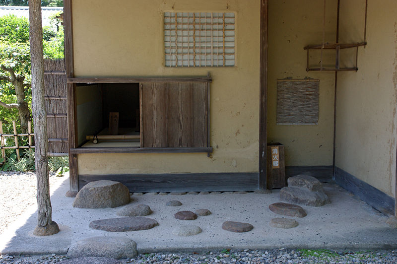 にじりぐち 茶室を学ぶ