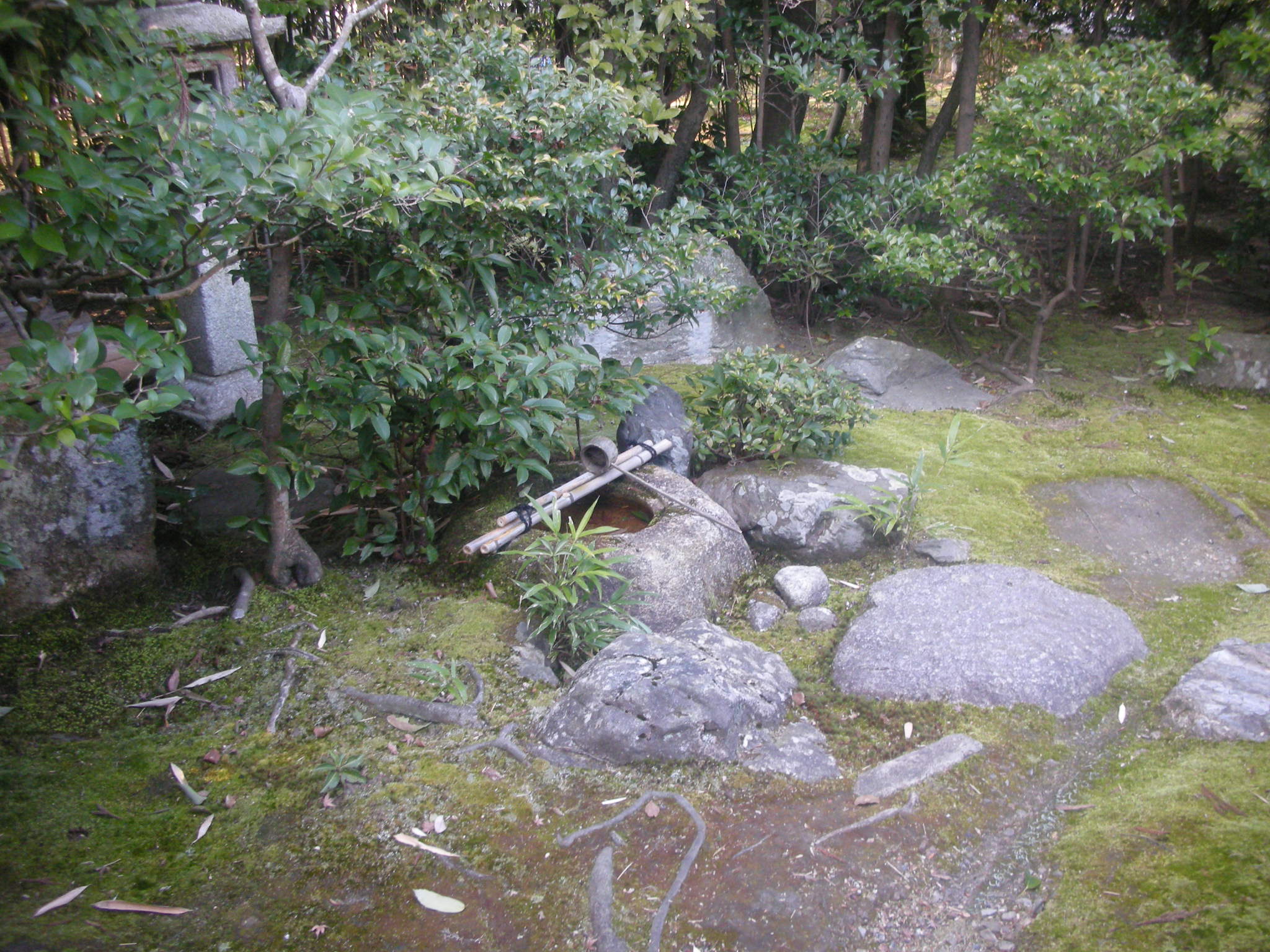 守山石 蹲踞役石 手燭 湯桶 【公式通販】